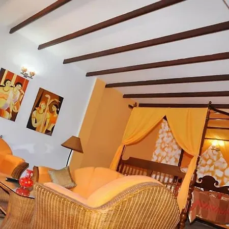 Solomon Beach Hotel Marawila Exterior photo