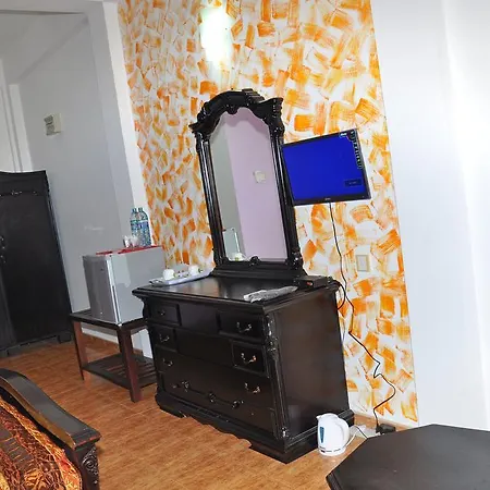 Solomon Beach Hotel Marawila Room photo